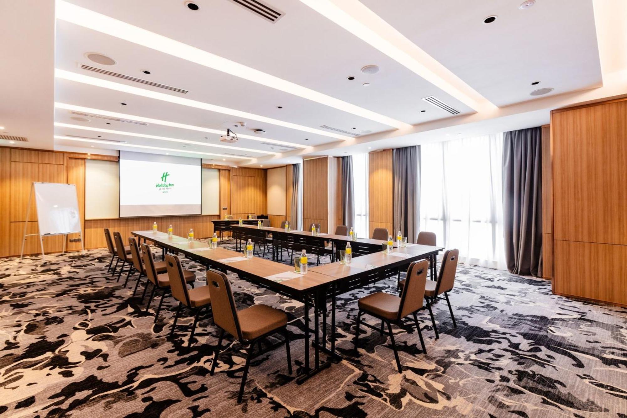 Holiday Inn Sepang - Airport Zewnętrze zdjęcie