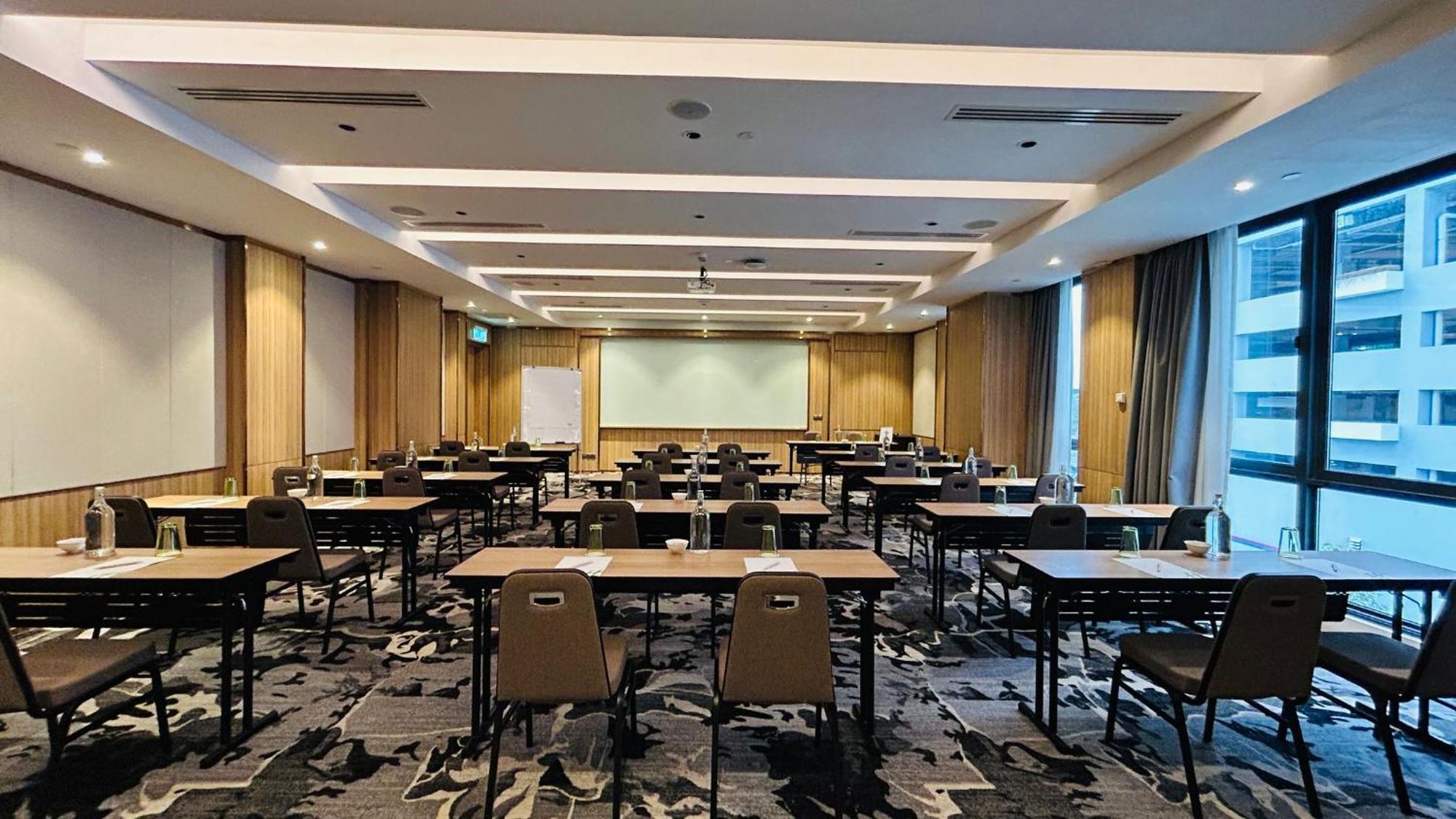 Holiday Inn Sepang - Airport Zewnętrze zdjęcie